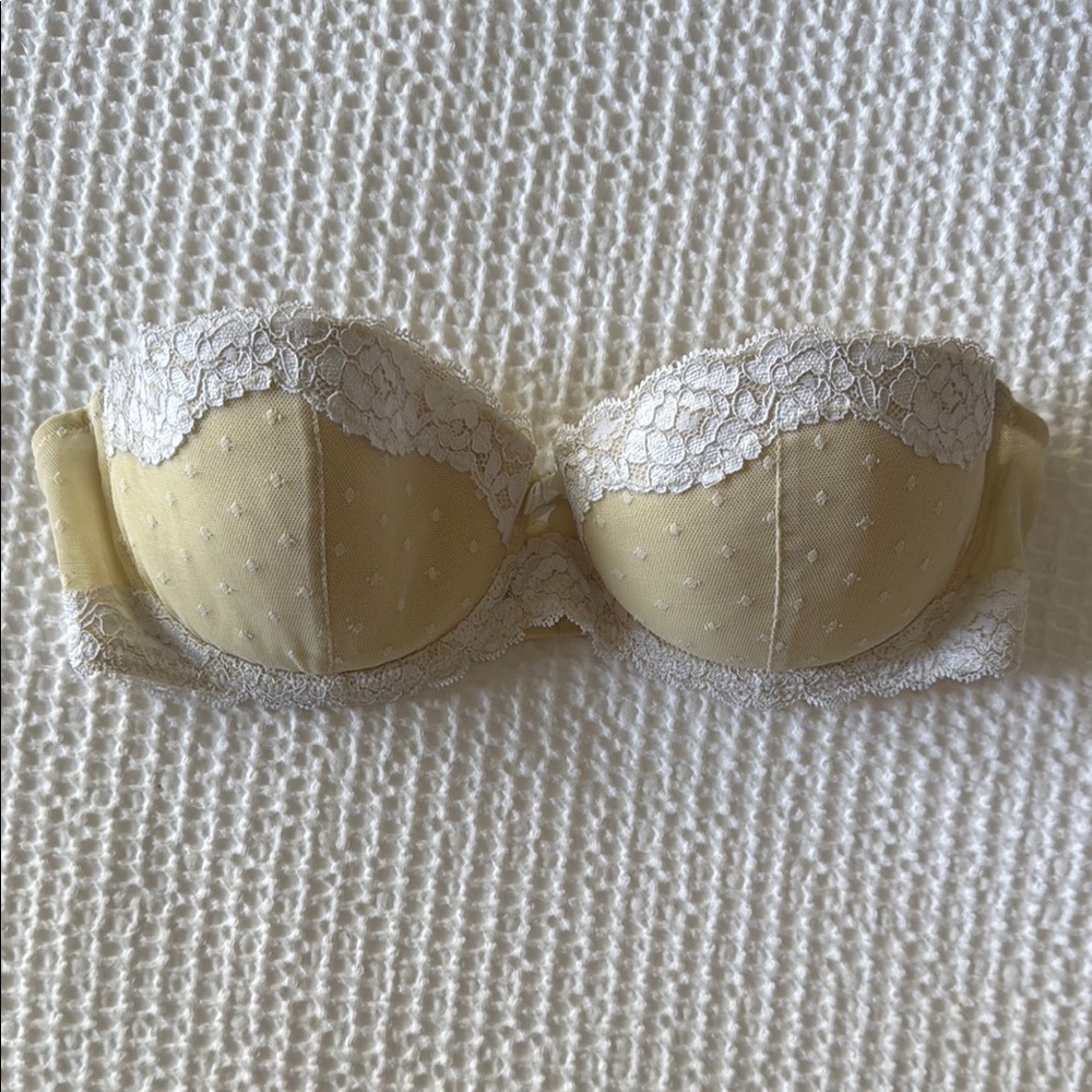 H&M White and Yellow Bra with Delicate Lace